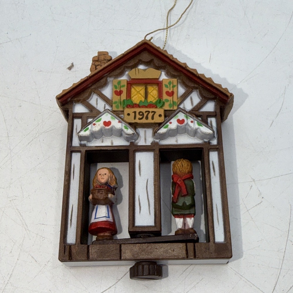 VTG 1977 Hallmark Twirl-About House Christmas Ornament Tree Trimmer Collection